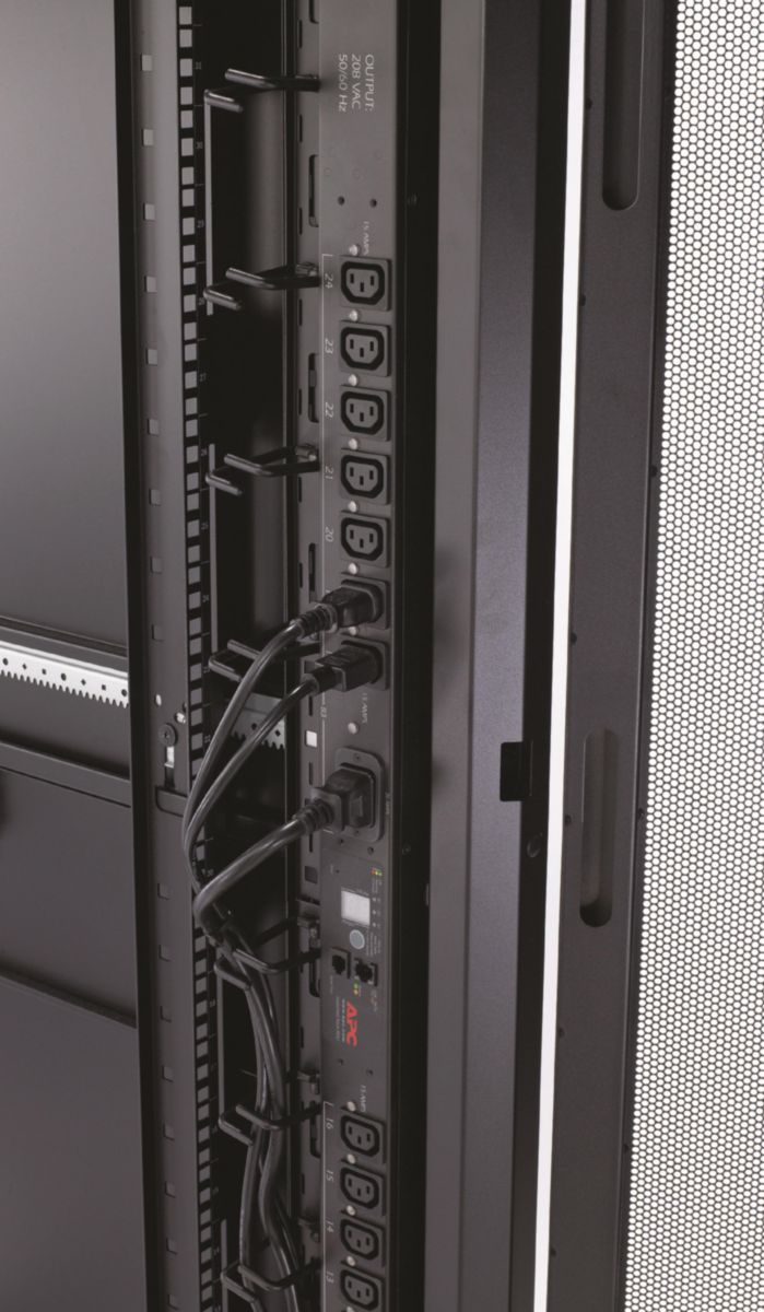 SCHNEIDER ELECTRIC Rack pduswitchedzerou12.5 kw208v(21) Réf AP7968B