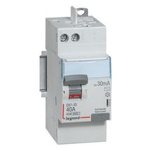 interrupteur différentiel DX3-ID Vis/auto 2P 230V~ 40A -type AC 30mA -départ haut- 2M Ref.411632